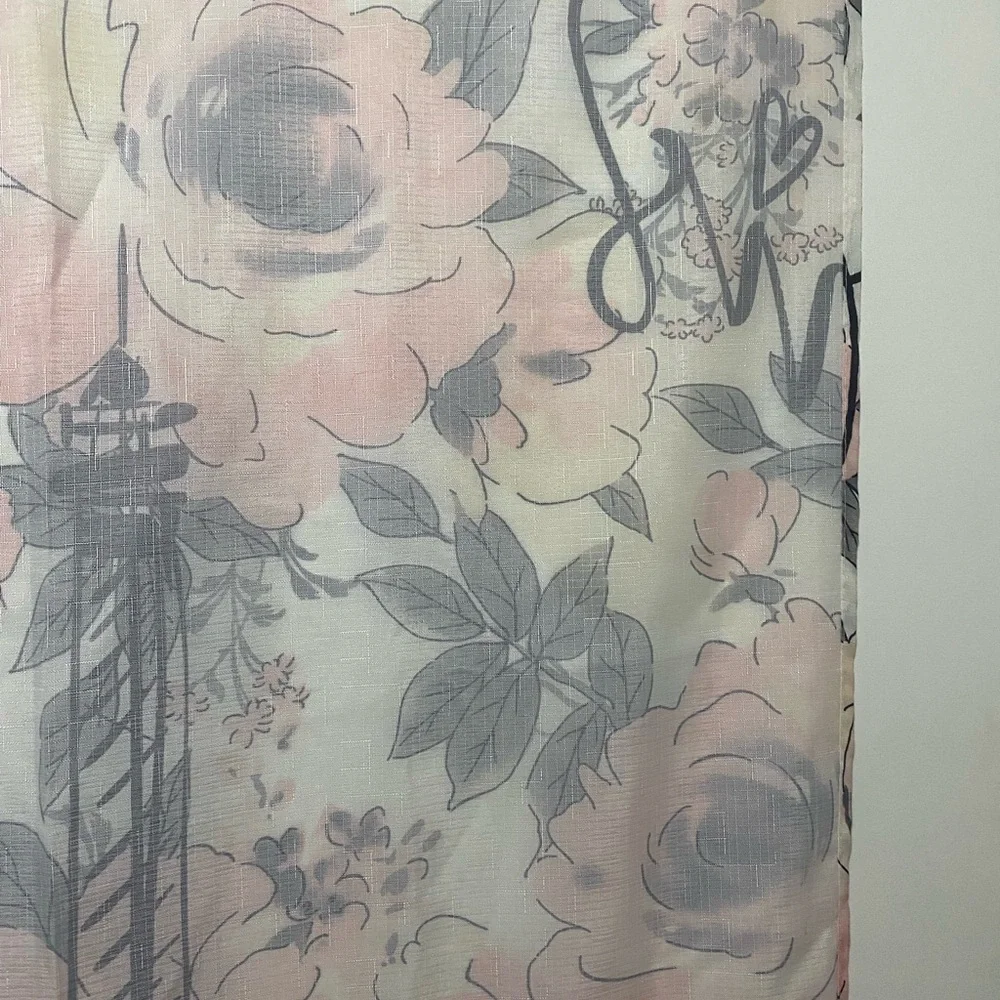 N/A large floral
